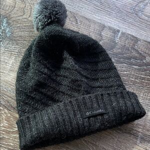 Columbia Alpaca Charcoal Knit Beanie with Pom Big Kids Size